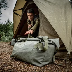 Trakker Downpour Roll-Up Fishing Carryall -Natur Camping Leben trakker downpour roll up carryall 9